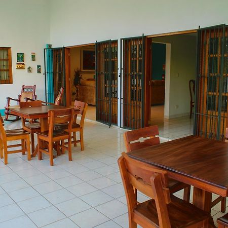 Hotel Fontana Манагуа Екстериор снимка