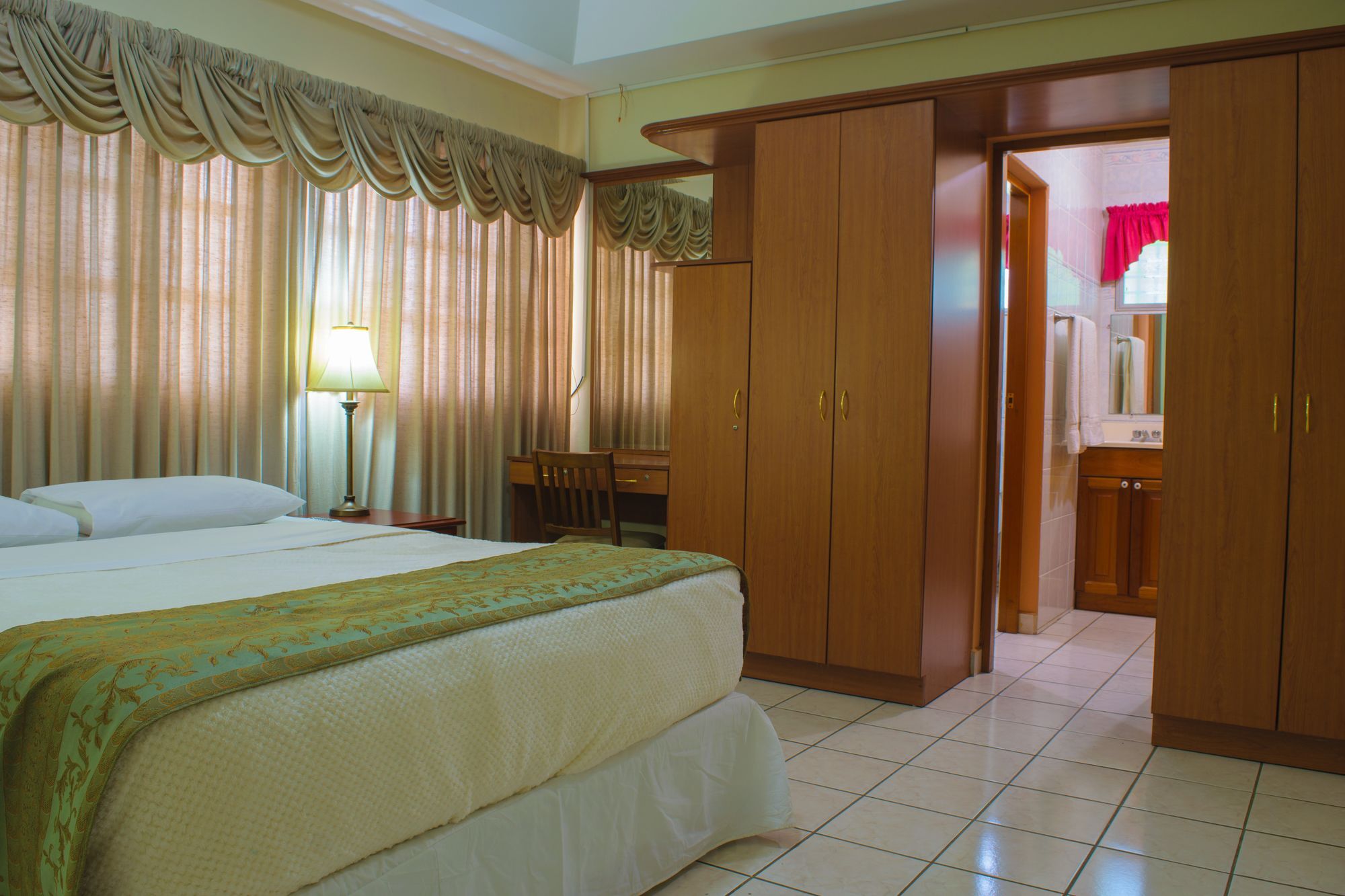 Hotel Fontana Манагуа Екстериор снимка